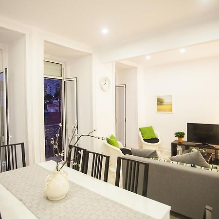 Lisbon Castel View Apartment ภายนอก รูปภาพ